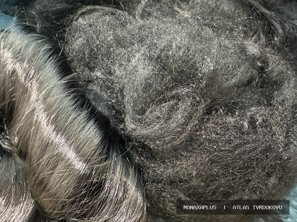 Reálná fotografie: Wolframový materiál. Kategorie Wolframové spirály a dráty v obrazové databázi tvrdokovu MonaxaPlus.