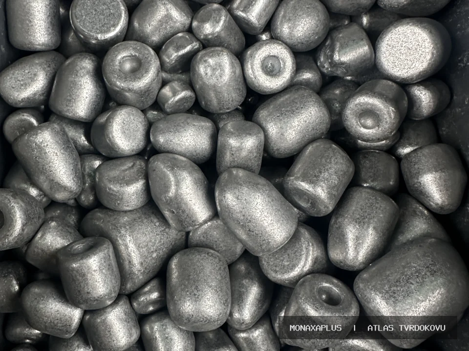 Důlní vrtací nástroje – z vrtacích souprav na reálné fotografii materiálu v kategorii Důlní hroty a Drill Heads.