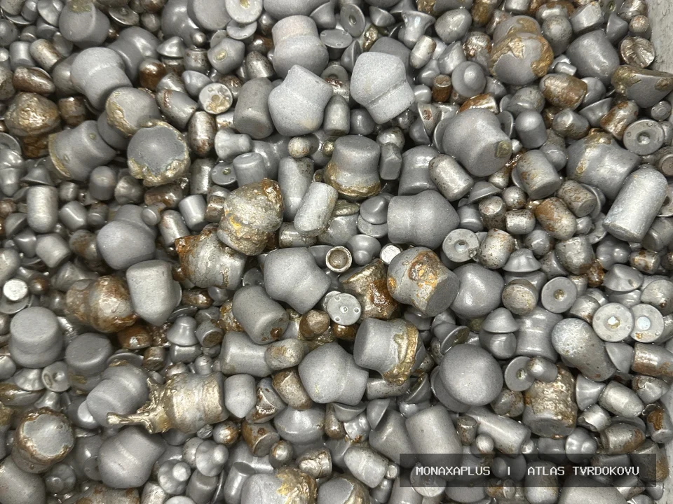 Hroty pro těžební techniku – z důlní techniky na reálné fotografii materiálu v kategorii Důlní hroty a Drill Heads.