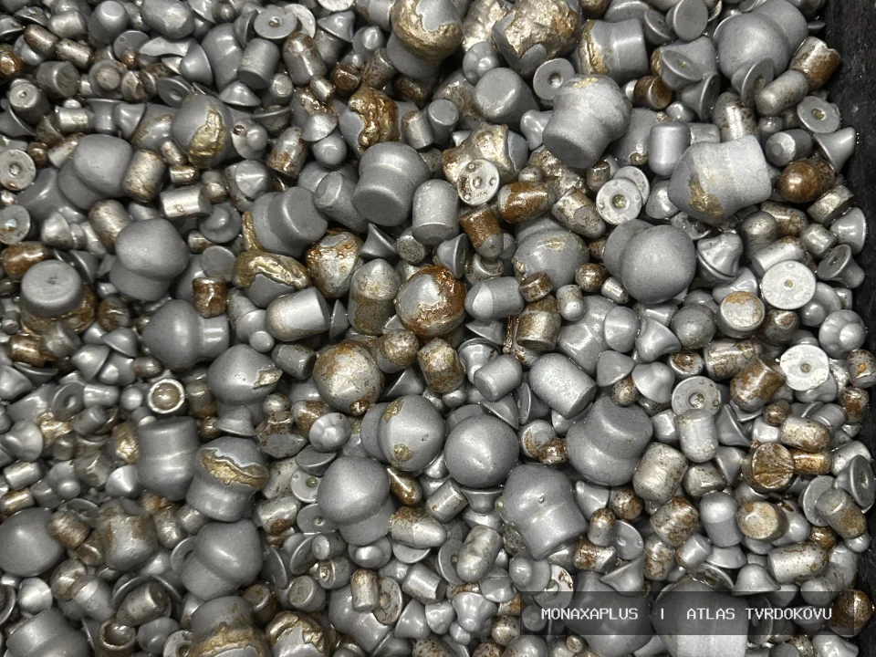 Nástroje pro ražbu s tvrdokovem – z důlní techniky na reálné fotografii materiálu v kategorii Důlní hroty a Drill Heads.