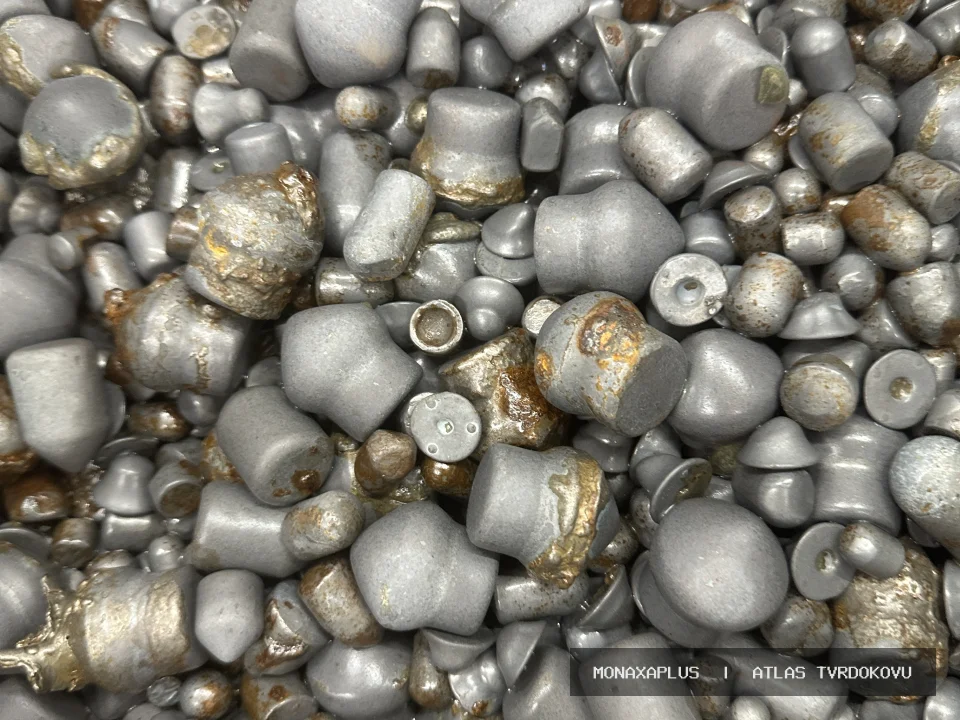 Opotřebené důlní hroty – z důlní techniky na reálné fotografii materiálu v kategorii Důlní hroty a Drill Heads.