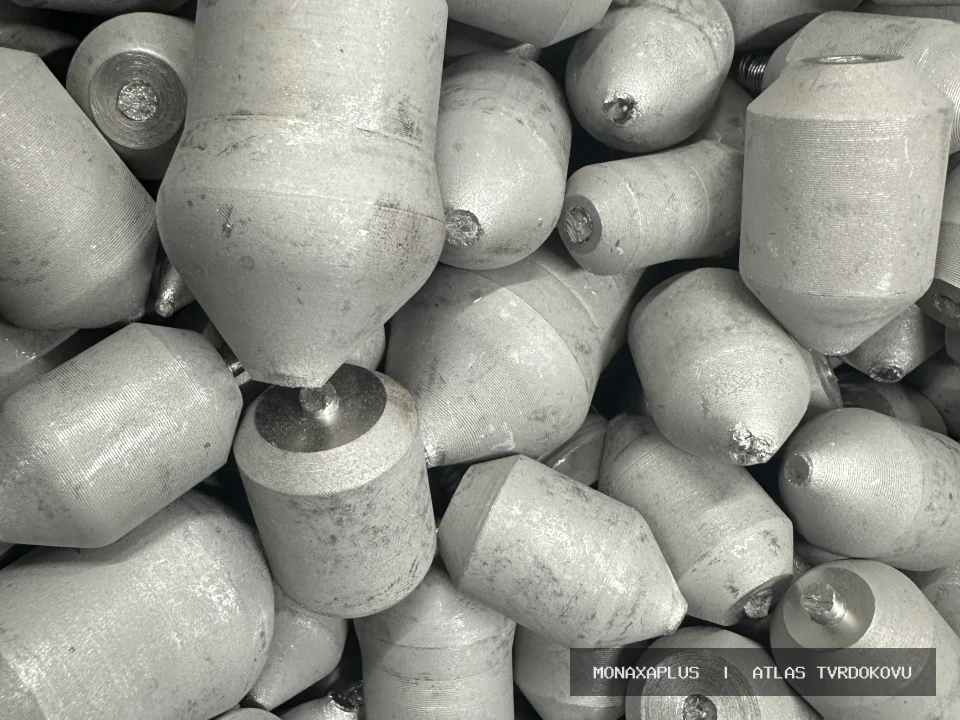 Technická wolframová vlákna na reálné fotografii materiálu v kategorii Wolframové spirály a dráty.